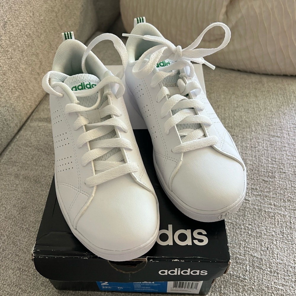 Adidas Kids VS Advantage Sneakers Size 2